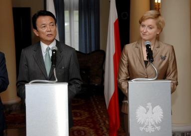 zagranicznych Japonii Tarō Asō Uwzględnienie Polski w nowej wizji japońskiej dyplomacji fot.