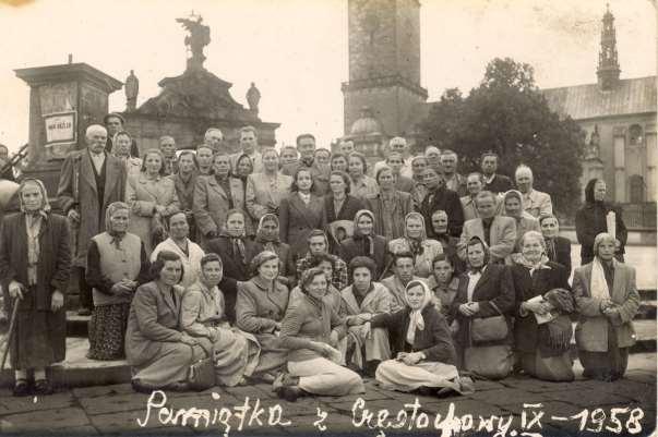 We wrześniu 1958 roku odbyła się pielgrzymka parafian do Częstochowy 410. Zdjęcie 27 Rok 1958, wrzesień.