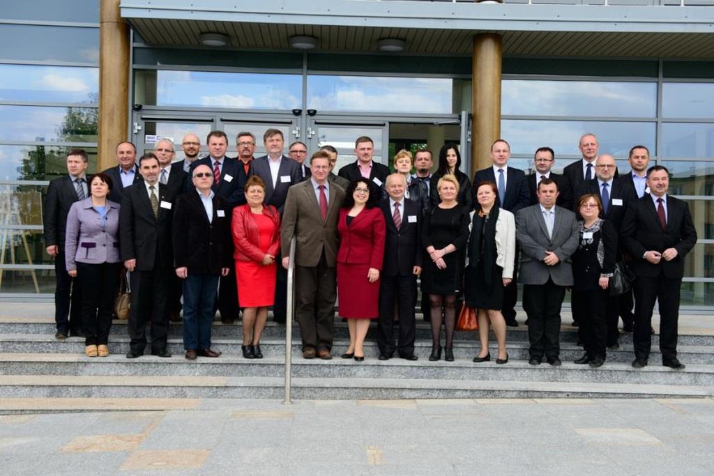 Porozumienie na rzecz utworzenia SNW 13 maja 2014r. w Morawicy utworzono Porozumienia na rzecz utworzenia Sieci Najciekawszych Wsi.