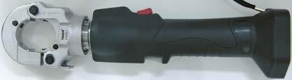 Elektrohydrauliczna zaciskarka SO-6 Hydraulika z wymiennymi matrycami, głowica obracana o 180º, głowica zatrzaskowa, ręczny powrót po zaprasowaniu.