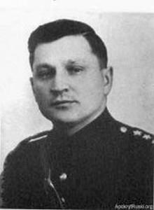 Brał udział w licznych starciach przeciwko oddziałom niemieckim i UPA. Był pomysłodawcą tzw. odcinków przeciw ukraińskich, które skoncentrowały zasadnicze siły obwodu w celu walki z oddziałami UPA.