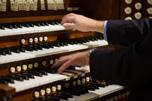 Mówiące o grupach parafialnych: Katecheci 19 20 Przedstawienie sylwetek katechetów pracujących w szkołach na terenie parafii. Organiści i Kościelni Rys biograficzny organistów oraz kościelnych.