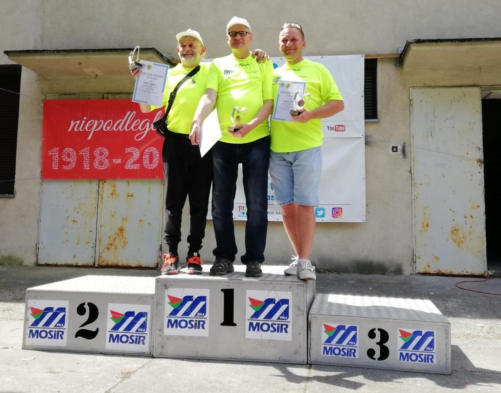 Rafał Wagner, trzecie miejsce zajmuje Robert Mandziak.