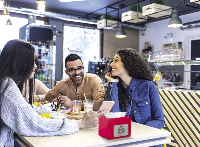 Bary i restauracje Dzięki niewielkim wymiarom, nowa gama dozowników i składanych serwetek Ready Table idealnie dopasowuje się do kompaktowych rozmiarów