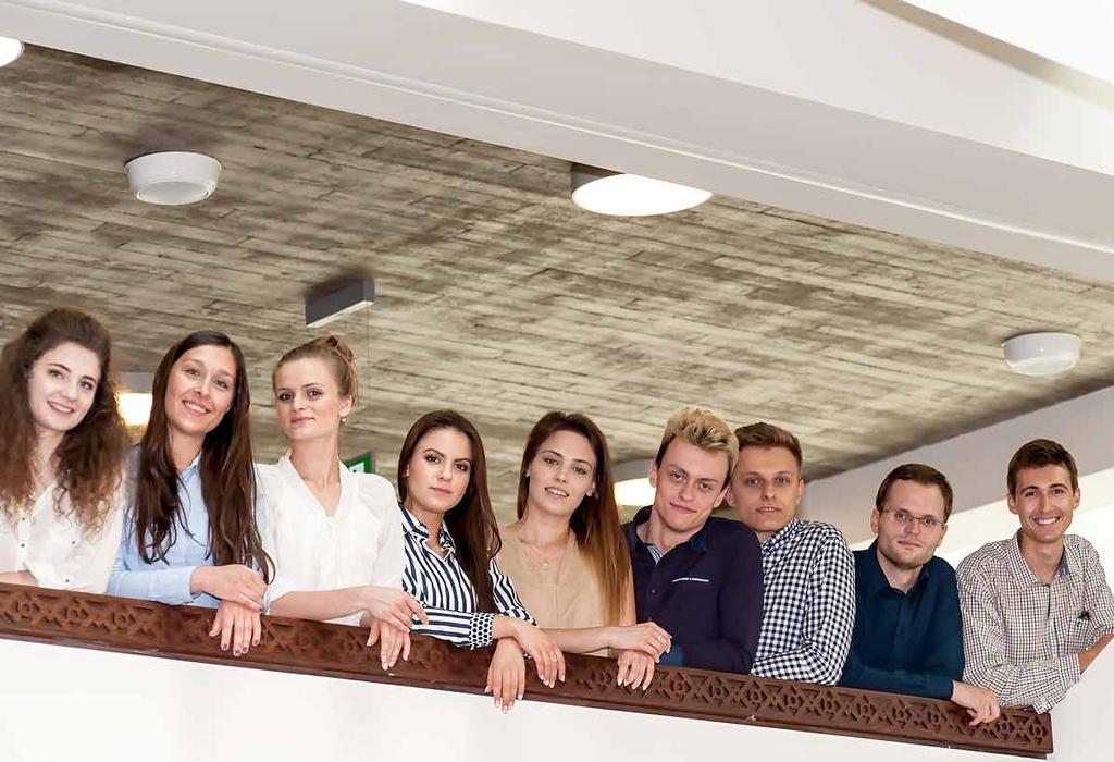16) Studentowi przysługuje prawo do stypendium naukowego za okres studiów w uczelni partnerskiej po warunkiem: osiągnięcia odpowiedniej średniej zgodnie z regulaminem studiów uczelni macierzystej,