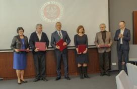 5 lutego w IB w czasie otwartego seminarium naukowego mgr Katarzyna Puczko wygłosiła wykład pt. Czynniki wpływające na tempo obiegu biogenów w wodzie na terenie zurbanizowanym.