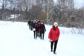 Kołowicze przygotowali stoiska, na których zaprezentowali zwierzęta ze Zwierzętarni IB, a także przeprowadzili cztery warsztaty w dwóch blokach tematycznych.