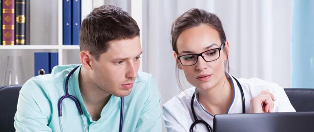 CENTRUM ZDALNEJ OPIEKI MEDYCZNEJ Kluczowym elementem systemu opieki e-care jest Centrum