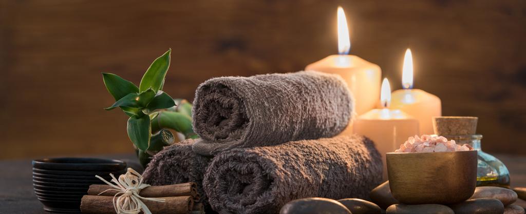 Ceremonie Wellness To przeobrażenie zabiegów kosmetycznych w unikalne przeżycie duchowe. To podróż w krainę piękna, doskonaląca urodę i poruszająca zmysły.