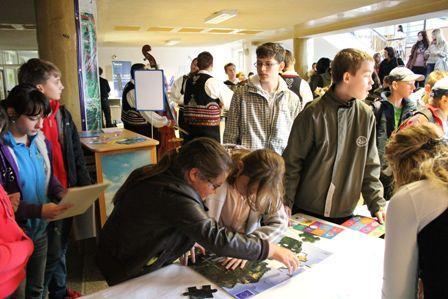 których mogli się dowiedzieć jakie projekty są realizowane w ramach Programu i jakie nowe atrakcje zyskał ich region dzięki unijnym funduszom.