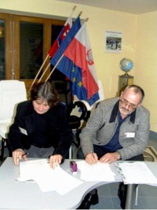 Dzięki projektowi Chronimy dziedzictwo Euroregionu Beskidy gmin Gbel'any i Stryszawa zabytkowa leśniczówka w Stryszawie, wpisana do rejestru zabytków, stała się siedzibą Beskidzkiego Centrum Zabawki