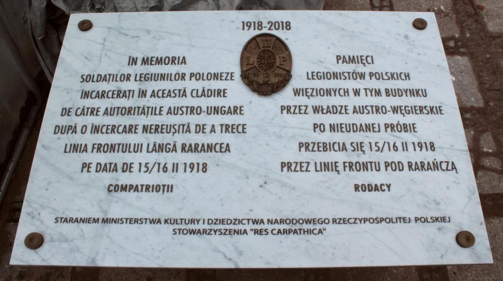 Tablica pamięci wydarzeń pod Rarańczą Wystawa grafiki Jana Szarana W grudniu w Kawiarni Artystycznej Powiatowego Centrum Kultury i Sztuki im.