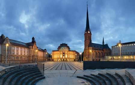 Duży wpływ na życie w mieście miało przede wszystkim uprzemysłowienie, dokonane pod koniec XIX wieku. W 1883 w Chemnitz mieszkało niewiele ponad 100.000 ludzi.