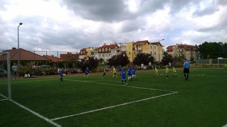 Zdjęcie 2. Kompleks sportowy Orlik w Lubiczu Górnym Źródła: www.orliklubicz.futbolowo.