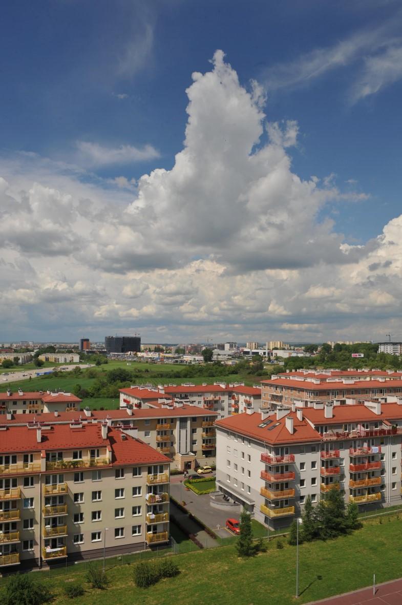 Nazwa Akopol pochodzi od słów: akademickie osiedle Politechniki.