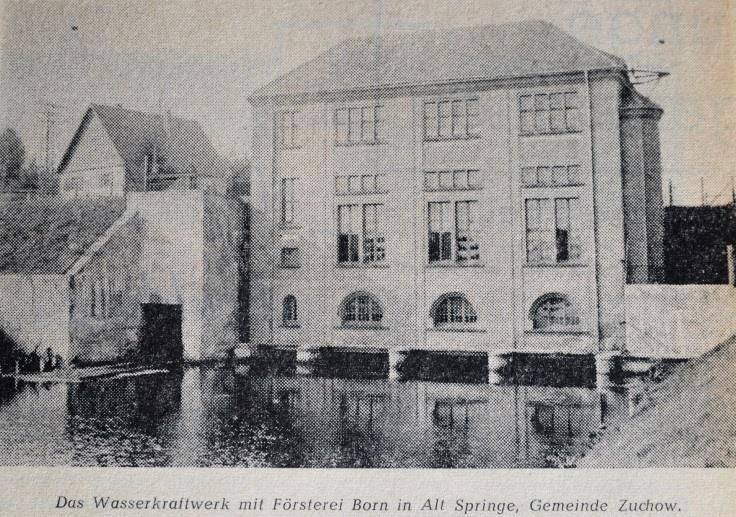 Prace nad nią rozpoczęto w roku 1896 czyli w pięć lat po powstaniu pierwszej na świecie elektrowni wodnej w USA.