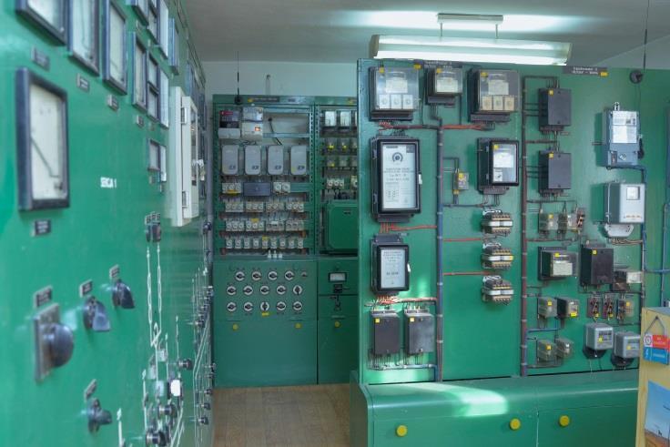 elektryczną szczególnie dla przemysłu. Z GPZ Morska zasilane były kluczowe zakłady przemysłowe TEPRO i KAZEL.