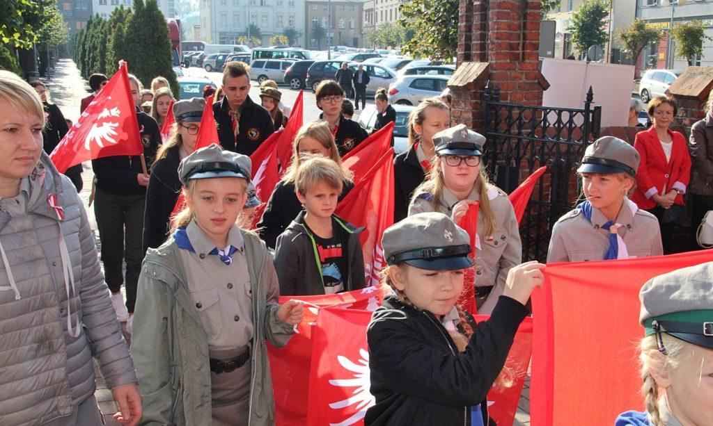 Przeżyjmy naszą historię inscenizacja historyczna związana z