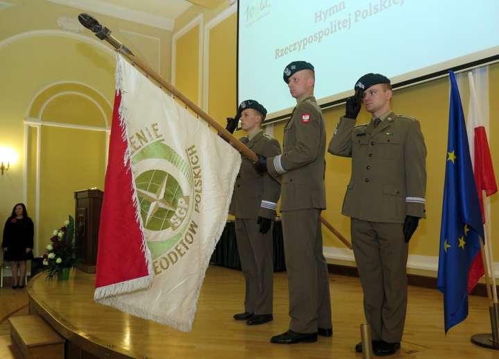 Wilińskiego, Petera Polaka z Czech, Marię Januszko, Wiesława Firlicińskiego, a także członków Zarządu Głównego SGP