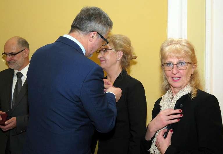 Z początkiem marca 1921 roku zostaje powołana Katedra Miernictwa na Politechnice Warszawskiej, pod kierownictwem Edwarda Warchałowskiego.