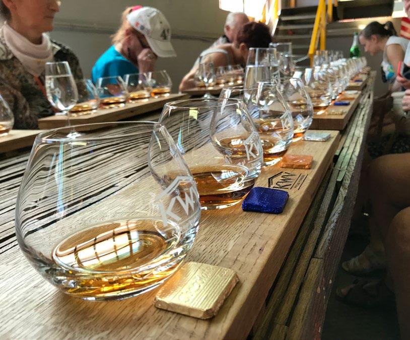 Spróbujemy kilku lokalnych rodzajów brandy z regionu Paarl.