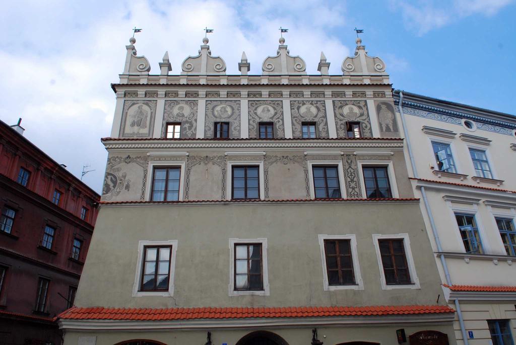 Ikonografia Rynek 6 Elewacja główna,