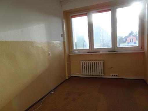 piętrze budynku, posiadające dostęp do klatki schodowej z