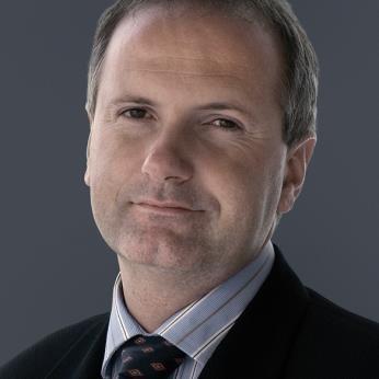 Dariusz Krzycki (Człnek Rady Nadzrczej) jest wspólnikiem firmy audytrskiej HKK Biegli Rewidenci Sp. z.., Sp. k.