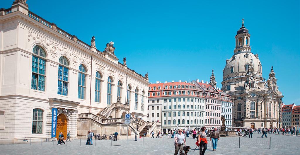 Ceny wstępu Dzieci do lat 5 bezpłatnie Dorośli: 9 EUR Ulgowy: 4 EUR (dzieci, uczniowie, praktykanci, studenci, niepełnosprawni, bezrobotni) Mała karta rodzinna: 9 EUR (1 osoba dorosła i maks.