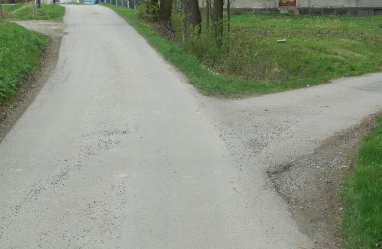 Remont drogi gminnej ul. Św. Jana w Hecznarowicach Remont obejmował uzupełnienie podbudowy, nową nawierzchnię asfaltową, wykonanie odwodnienia i poboczy, długość remontowanego odcinka: 331mb.