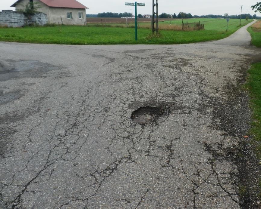 Przed Przebudową. Po Przebudowie. Przebudowę drogi gminnej ul.