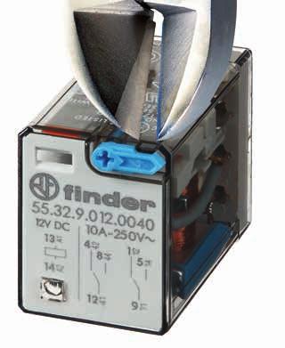 Miniaturowy przekaźnik przemysłowy 7-10 Kod zamówienia Przykład: Seria, miniaturowy przekaźnik przemysłowy do gniazd, z 4 zestykami przełącznymi, napięcie cewki 12 V DC, przycisk testujący z funkcją