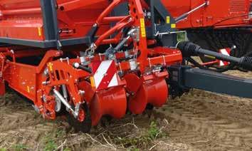 OPCJE INCLINO MASTER TAŚMA PRZESIEWAJĄCA 1 Z NAPĘDEM HYDRAULICZNYM KOSZ NA ODPADY Firma Dewulf stwrzyła patentwaną technlgię Inclin