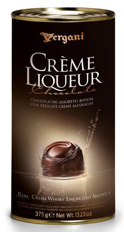 Gianduiotti mają formę odwróconej łodzi i są zawinięte w złotą folię i opakowane w