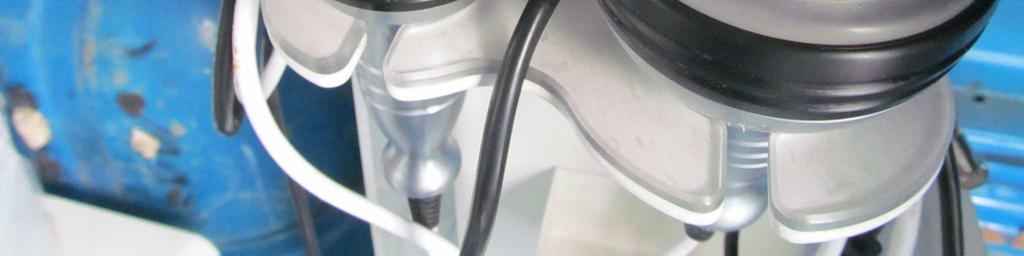 eksploatacji, drobne uszkodzenia mechaniczne i zabrudzenia. Przed ponownym uŝytkowaniem niezbędny specjalistyczny przegląd techniczny wykonany przez serwis. 5.0. KLAUZULE I UWAGI KOŃCOWE. 1.