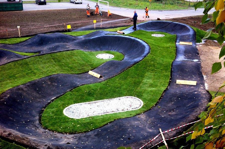 typu pumptrack o długości ok.