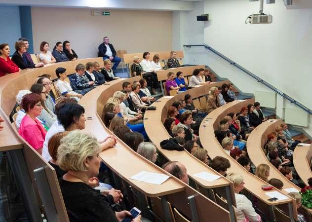 PIELĘGNIARSTWO 19 FINAŁ X JUBILEUSZOWEJ EDYCJI PROGRAMU MOTYWUJĄCEGO ROZWÓJ ZAWODOWY PERSONELU W PIONIE ZASTĘPCY DYREKTORA DS.