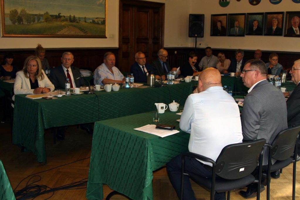 Skład Rady Powiatu Kościerskiego Radni Powiatu Kościerskiego kadencji 2014 2018 Ilość Sesji Rady