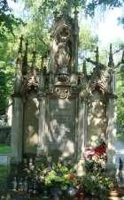 Ledóchowski Romuald, 1807-1871, marszałek guberni wołyńskiej Herbu Szaława. Hrabia. Herb 1 Rok 2017, 19 lipca. Herb Szaława (zdjęcie fragmentu nagrobka, foto Henryk Kulik).