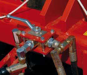 Modele Splendimo 900 MC i 320 FC są wyposażone w system spulchniający typu Impeller. Wielu hodowców bydła i wykonawców usług rolniczych poznało już wydajność tego połączenia.
