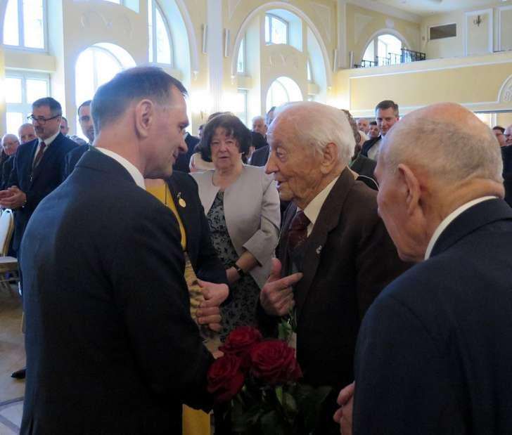 Ihor Trevoho gratulował SGP wielkiego święta i dokonanych osiągnięć w stuletniej działalności.