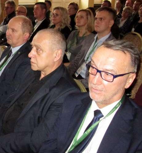 Uczestnicy uroczystości, po lewej w drugim rzędzie Włodzimierz Chytry Poseł Krzysztof Jurgiel poinformował o przyjęciu, w dniu 17 stycznia 2019 roku, przez Sejm uchwały w sprawie uczczenia 100-lecia