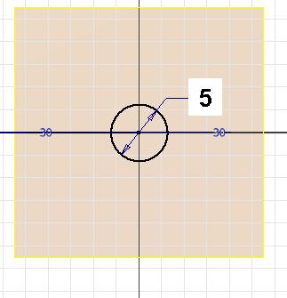 Następnie narysujmy okrąg o promieniu 5 mm, umieszczając środek na końcu osi, rys. 6 