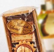 intensywnym aromatem białych kwiatów i cytrusów.