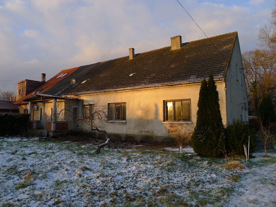 DOM NA SPRZEDAŻ liczba pokoi: 2, pow. całkowita: 162,00 m 2, pow.