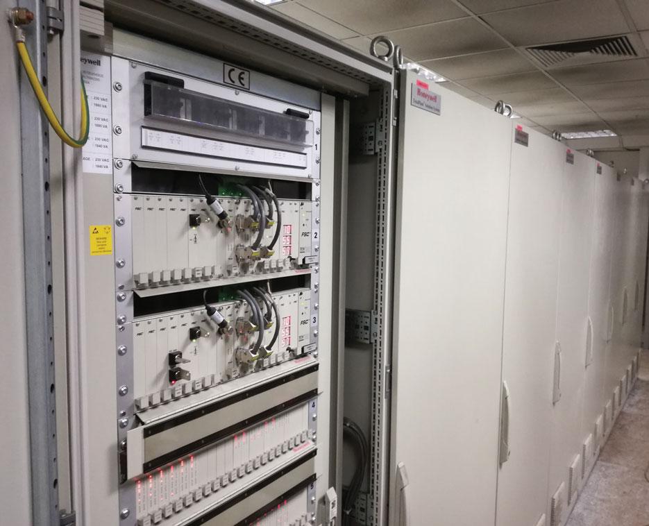 BEZPIECZEŃSTWO 2O18 System FSC Centrum Energetyki, wydziału elektrociepłowni EC II w Policach Instalacje te są wykonywane w oparciu o najnowszą wiedzę techniczną, w tym o normy PN-EN 61508 i PN-EN