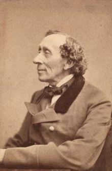 Hans Christian Andersen BAŚNIE Baśnie zostały przetłumaczone na ponad 80 języków.