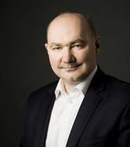 EXECUTIVE VIEWPOINT getycznych, telekomunikacyjnych i produkcyjnych, m.in. w przemyśle meblarskim. Dość nietypowe było też z pewnością przeprowadzone w 2017 roku wdrożenie w firmie Eltel.