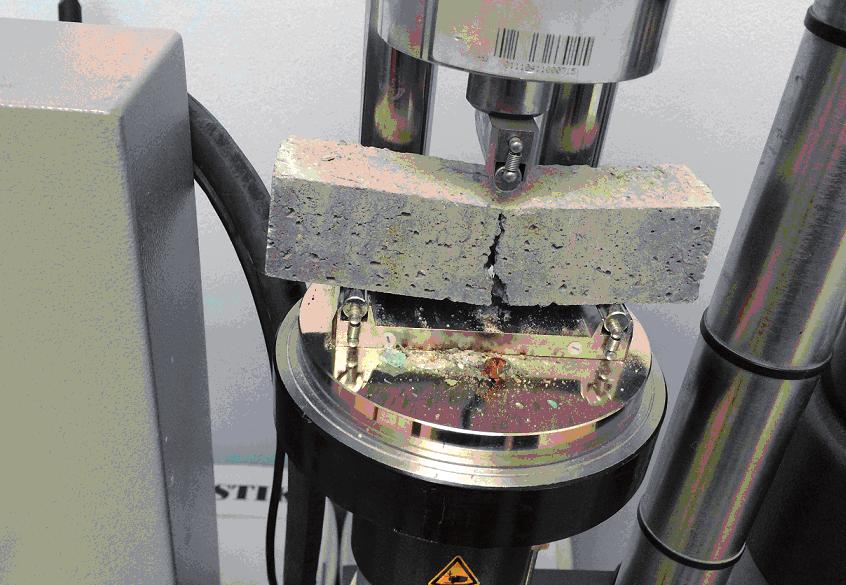 RYSUNEK 2. Stanowisko badawcze oraz zintegrowany elektroniczny układ pomiarowy (opracowanie własne) FIGURE 2. Test stand and integrated electronic measuring system (own study) RYSUNEK 3.