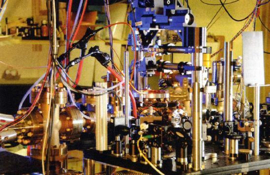 Pierwszy optyczny zegar atomowy na atomach Yb NIST (USA) 2013r.